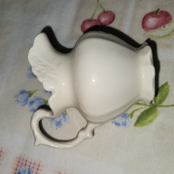 Tiny pitcher for display or accent piece. - Picture 4 of 5